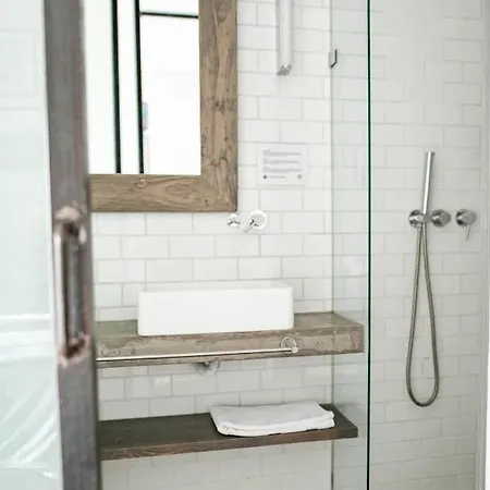 Surfers Peniche 4* 费雷尔