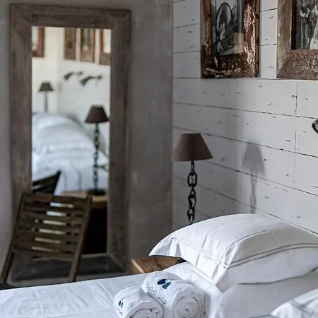 Surfers Peniche 4* 费雷尔