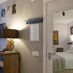 Surfers Peniche 酒店 费雷尔
