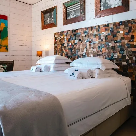 Otel Surfers Peniche
