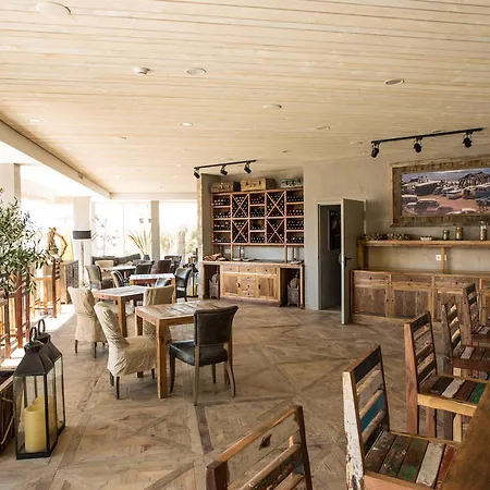 Otel Surfers Peniche 4*