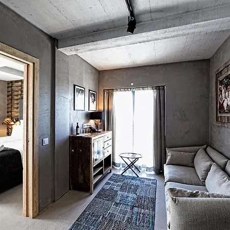 Otel Surfers Peniche