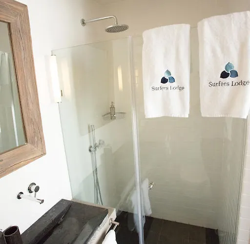 Otel Surfers Peniche Ferrel (Leiria)