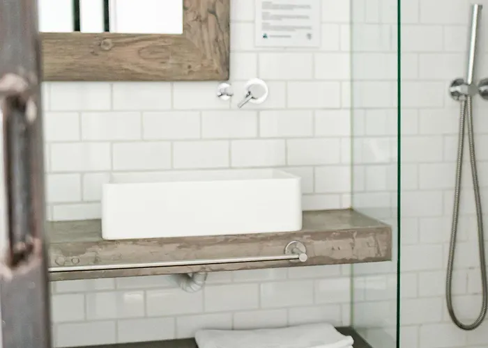 Hotel Surfers Peniche Ferrel (Leiria)