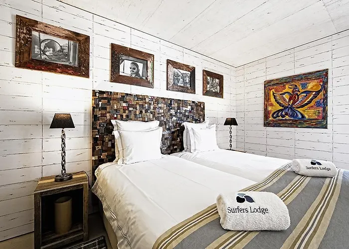 Hotel Surfers Peniche 4*